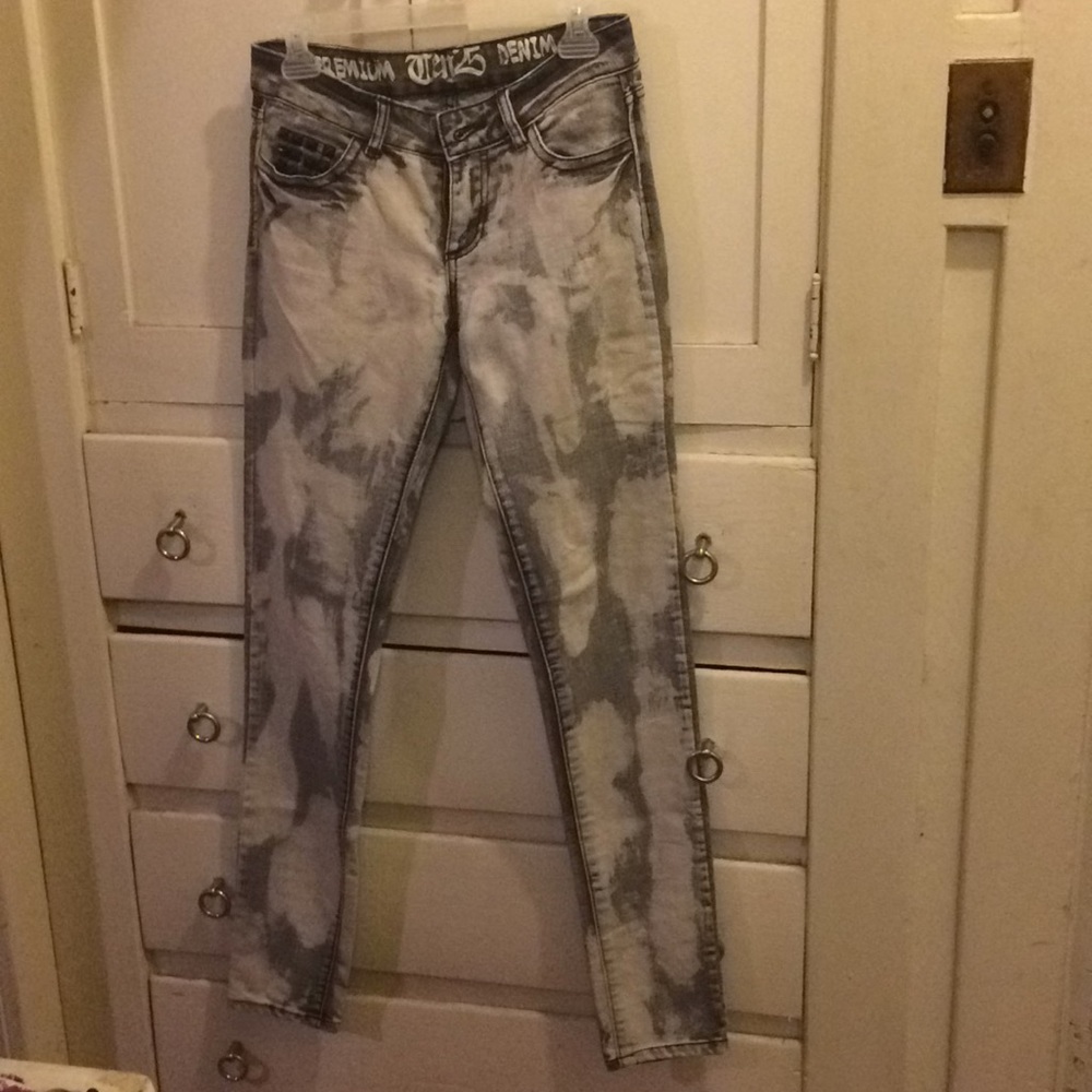 Grey, bleach splatter look, size 7/8 jeans